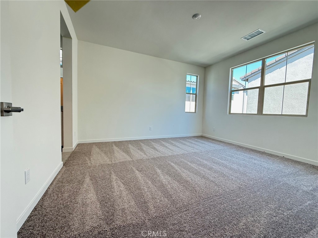 15903 Blue Copper Way Property Photo 4