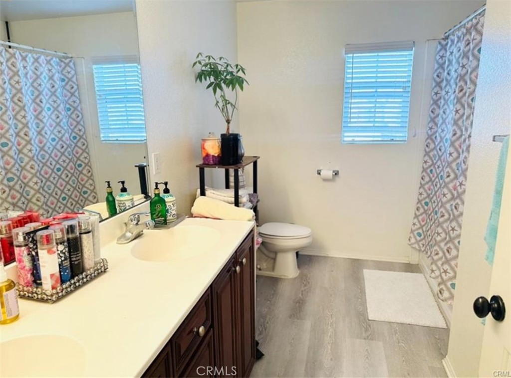 9454 Apricot Court Property Photo 7