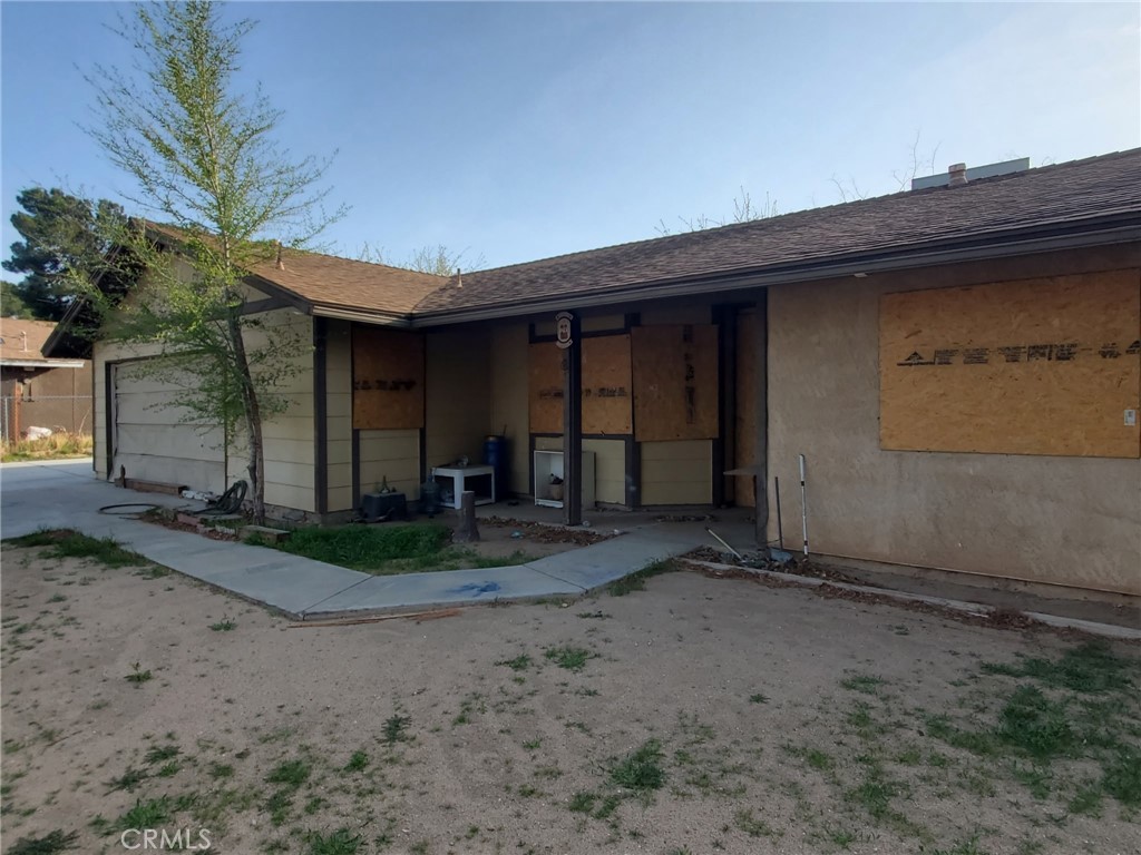 8964 Evergreen Avenue Property Photo 2