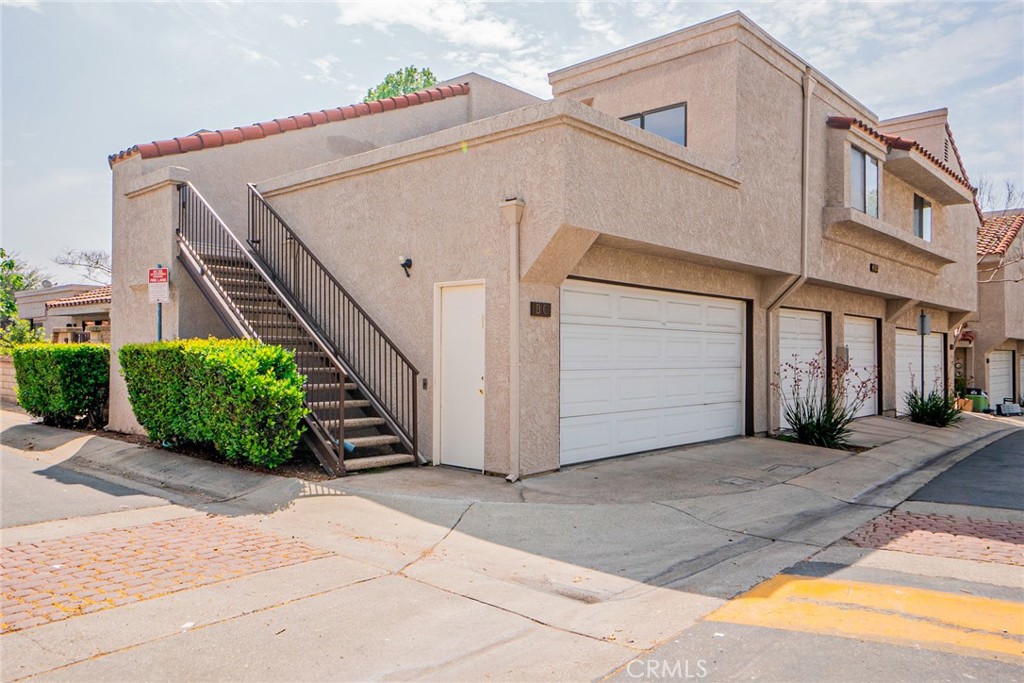 6923 Laguna Place C Property Photo 1