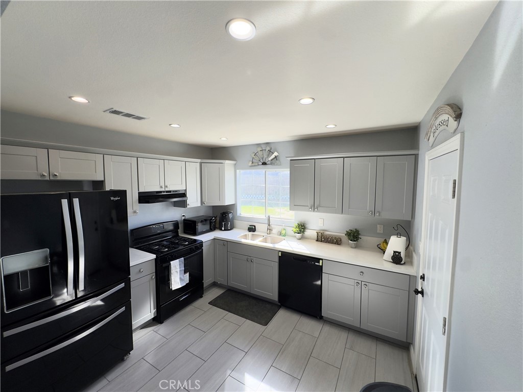16340 Taylor Avenue Property Photo 15