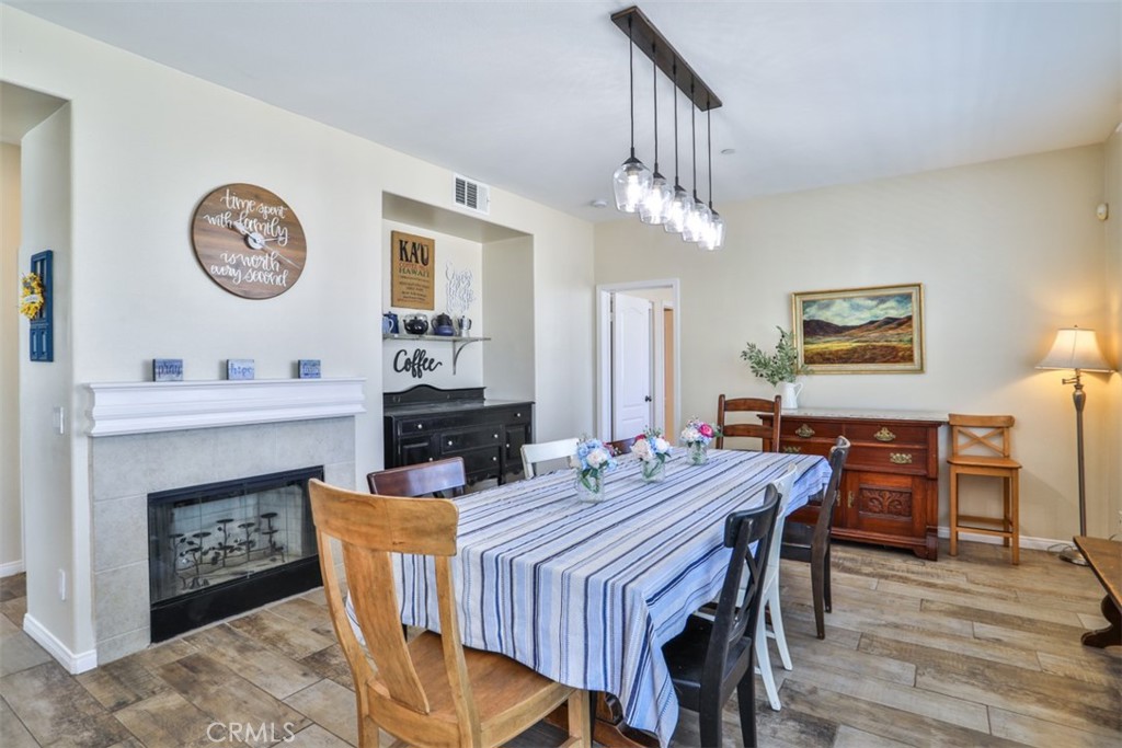 6807 N Huntington Drive Property Photo 21