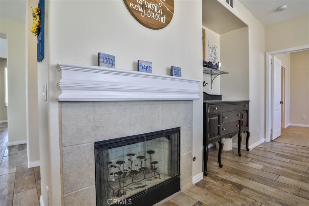 6807 N Huntington Drive Property Photo 22