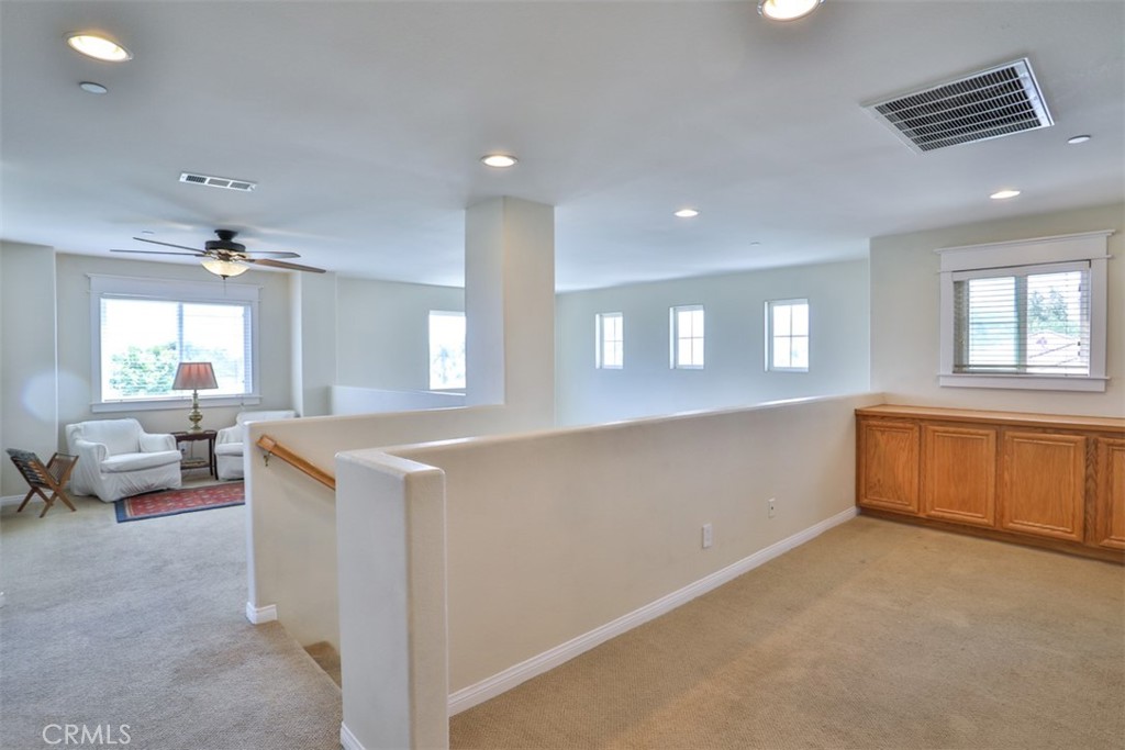 6807 N Huntington Drive Property Photo 33