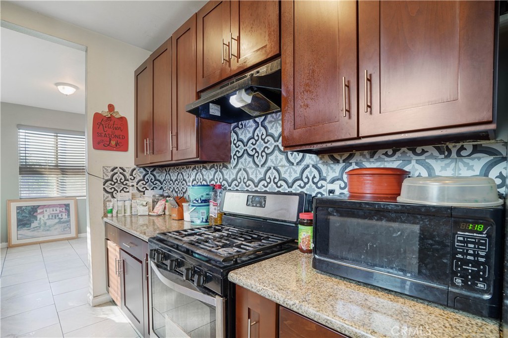 1365 N Crescent Avenue Property Photo 14