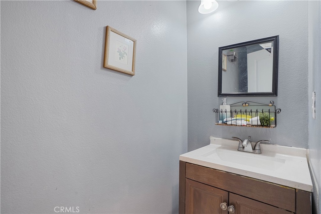 1365 N Crescent Avenue Property Photo 18