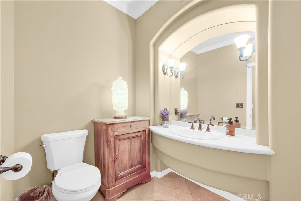 10817 Carriage Drive Property Photo 13