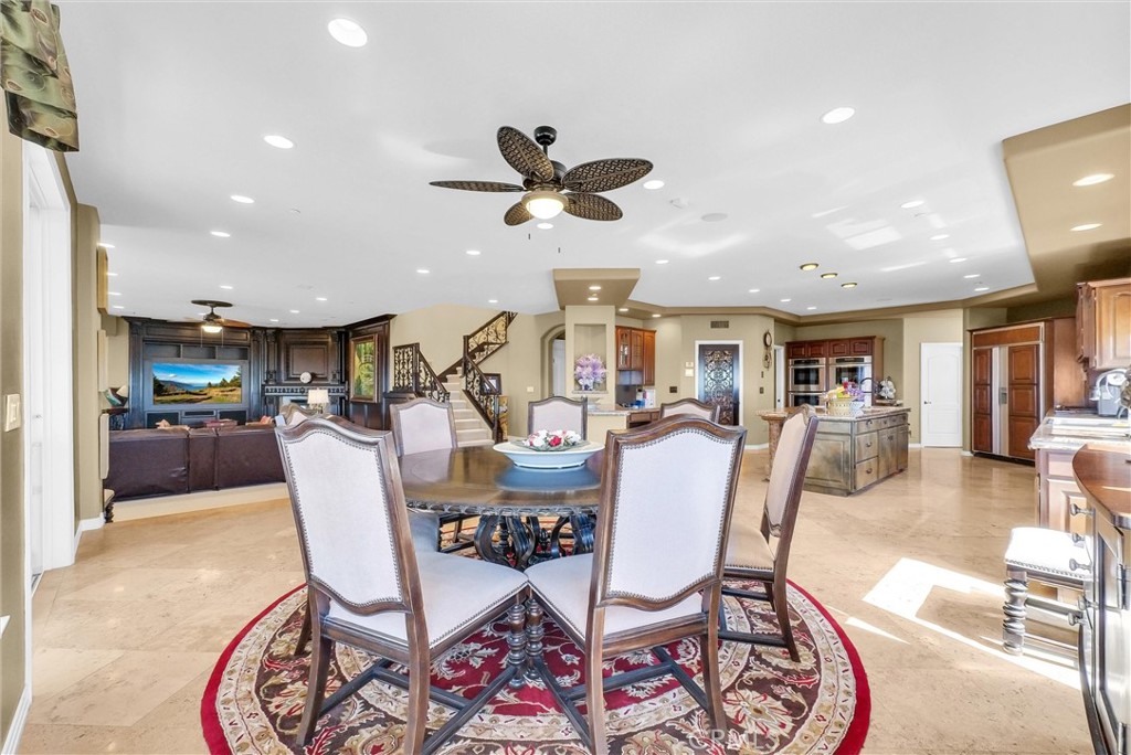 10817 Carriage Drive Property Photo 16