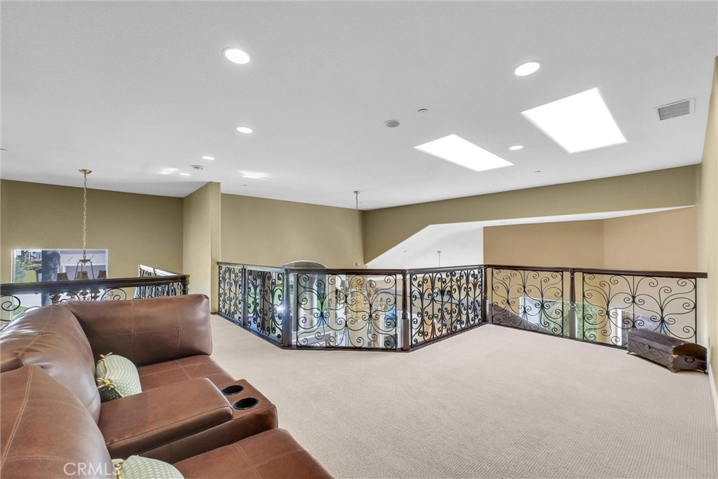 10817 Carriage Drive Property Photo 25