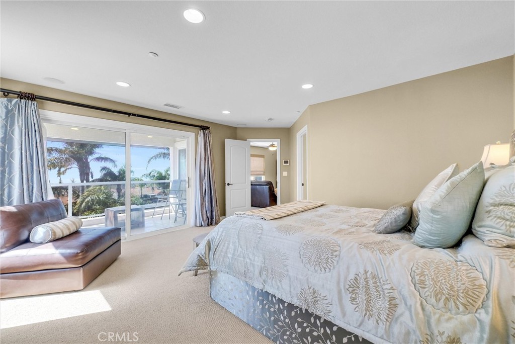 10817 Carriage Drive Property Photo 27