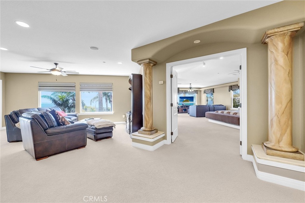 10817 Carriage Drive Property Photo 31