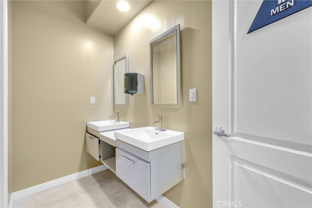 10817 Carriage Drive Property Photo 62