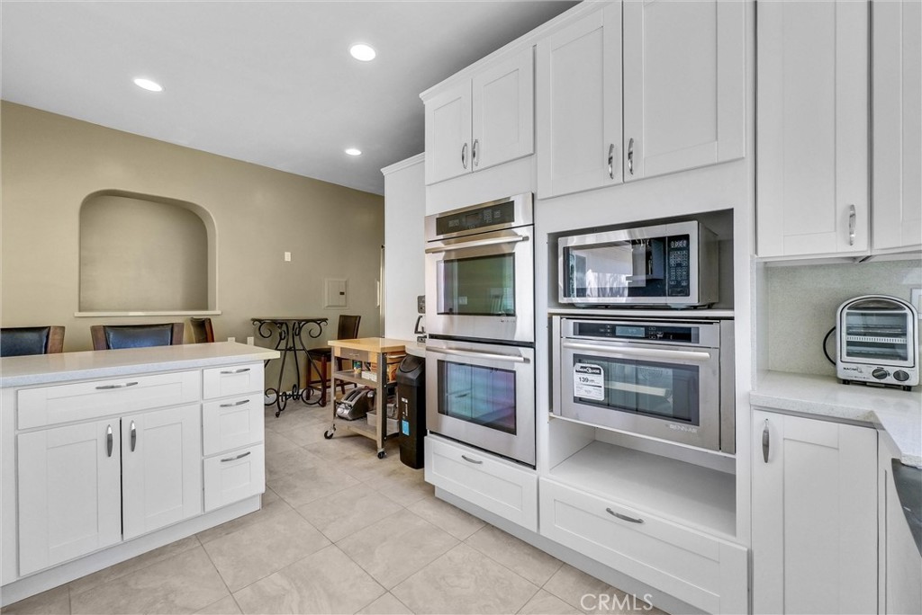 10817 Carriage Drive Property Photo 65