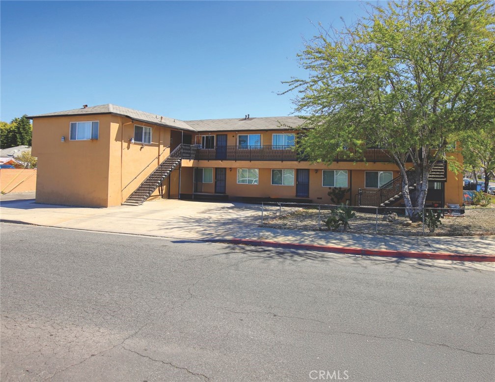 6405 E Olympic Boulevard Property Photo