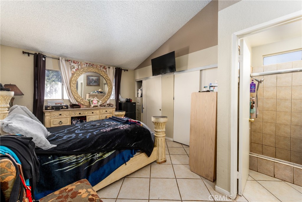 860 3rd Street Property Photo 10