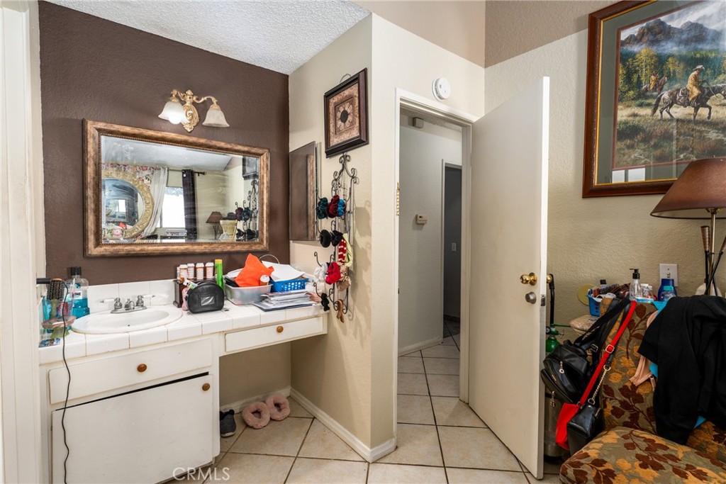 860 3rd Street Property Photo 12