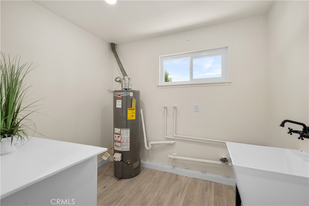 615 E Home Street Property Photo 19