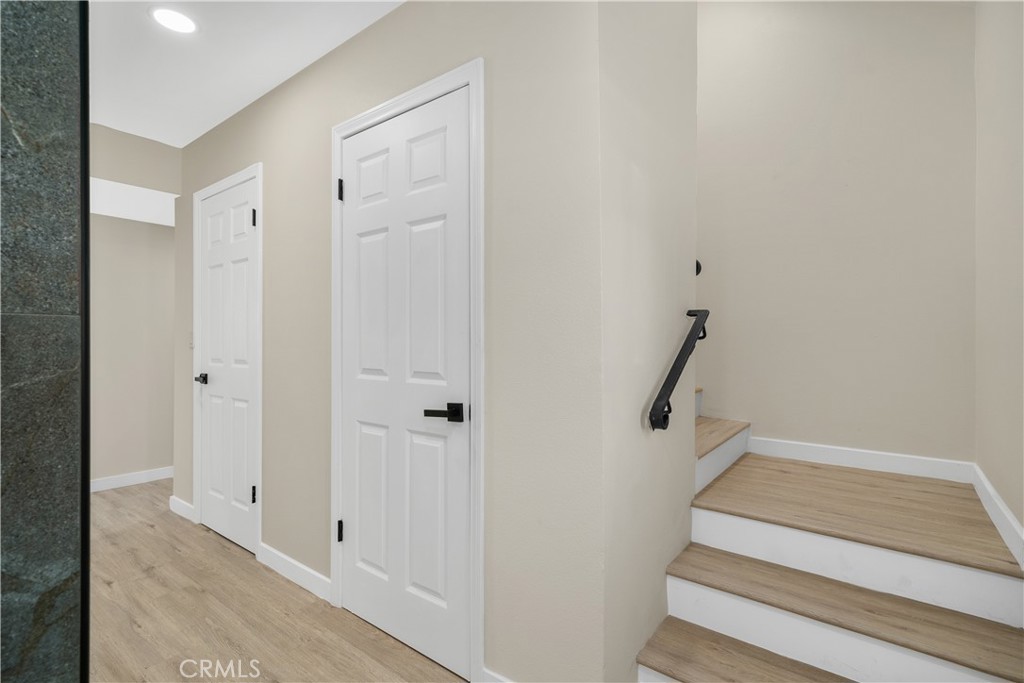 615 E Home Street Property Photo 20