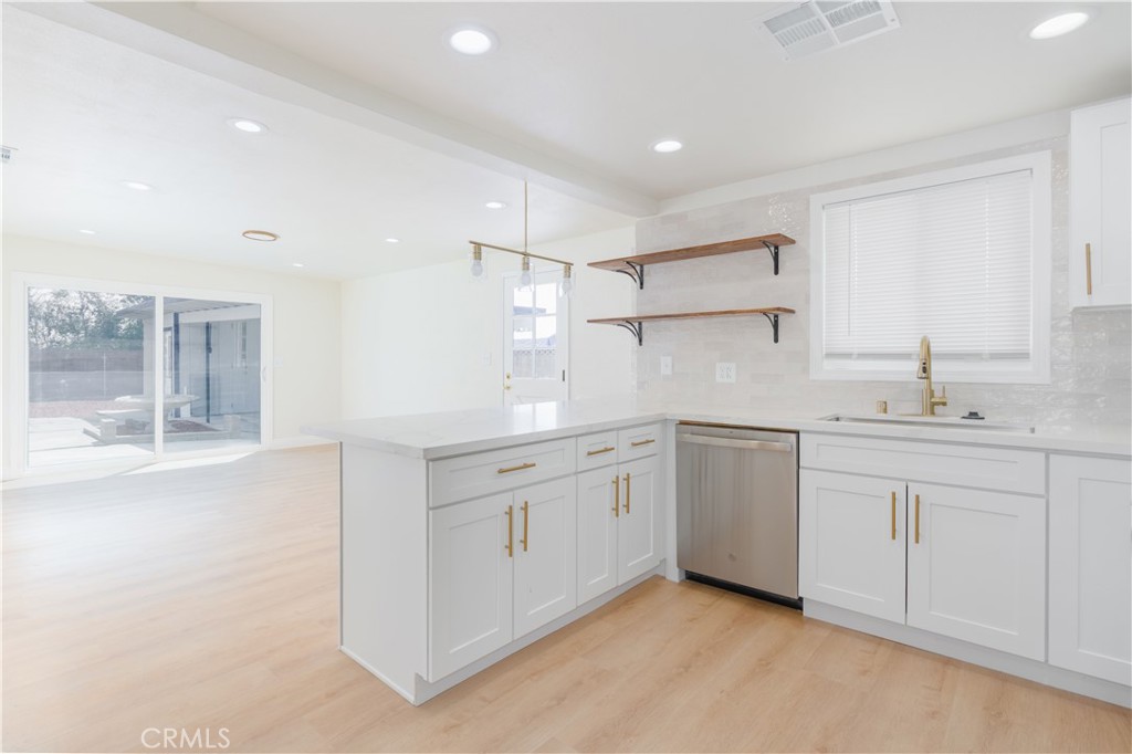 7171 Garnet Street Property Photo 6