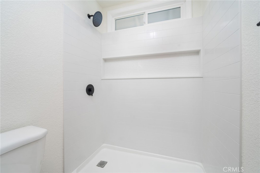 743 E Jackson Street Property Photo 20