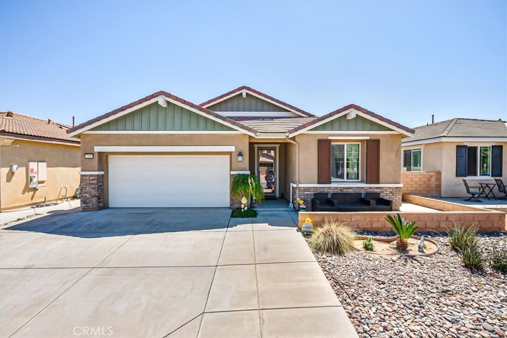 17985 Crabapple Court Property Photo 1