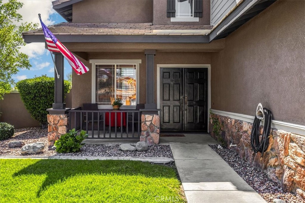 5548 Pacific Crest Place Property Photo 6