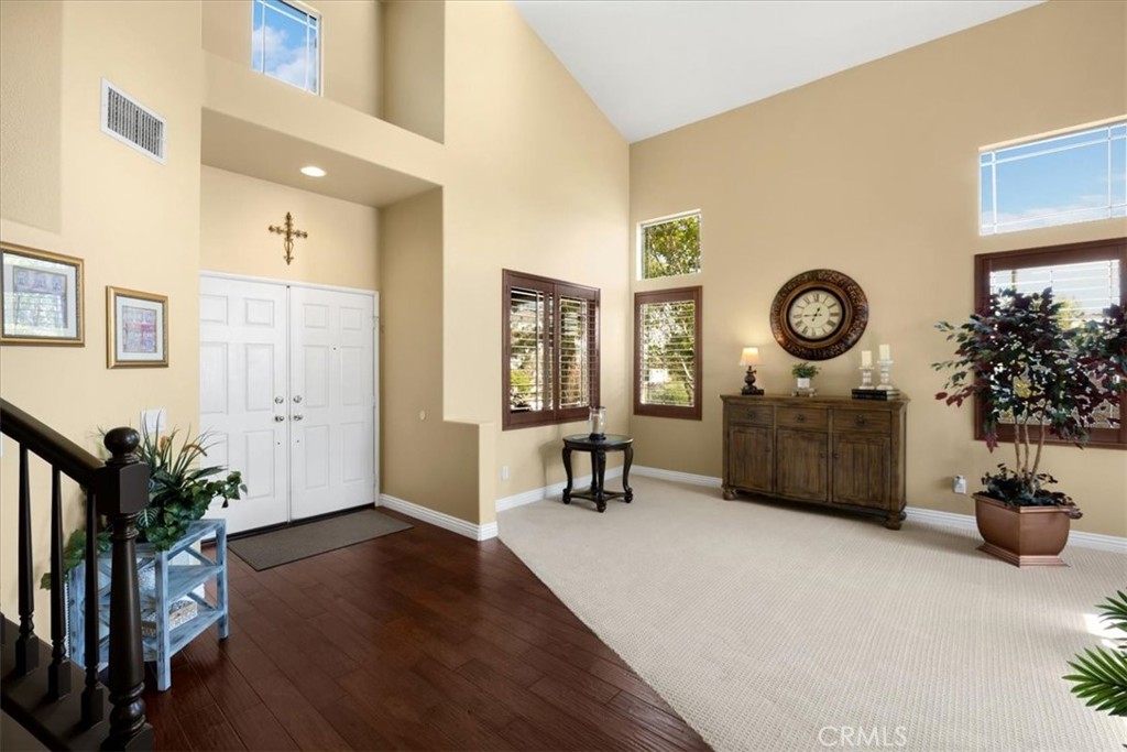 5548 Pacific Crest Place Property Photo 7