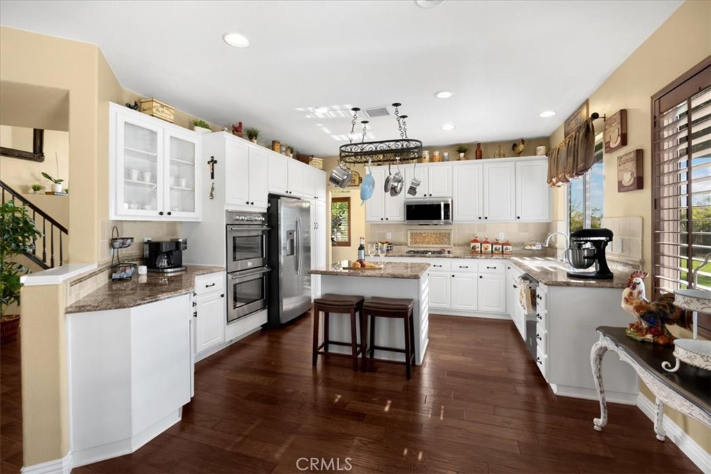 5548 Pacific Crest Place Property Photo 15