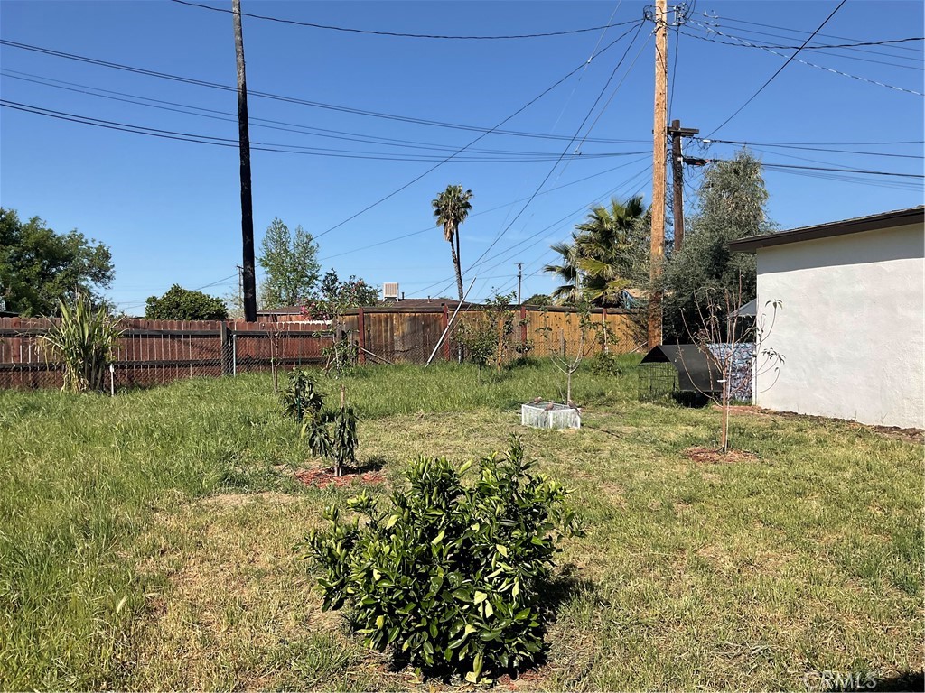 3302 N Alameda Avenue Property Photo 10