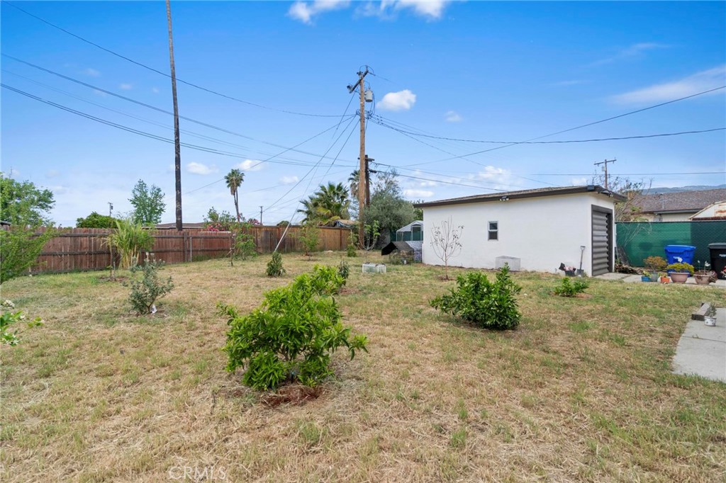 3302 N Alameda Avenue Property Photo 12