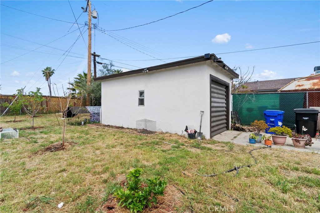 3302 N Alameda Avenue Property Photo 19