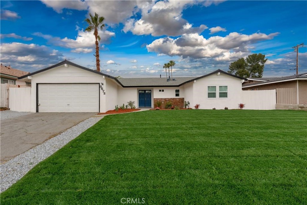 8672 La Grande Street Property Photo 1