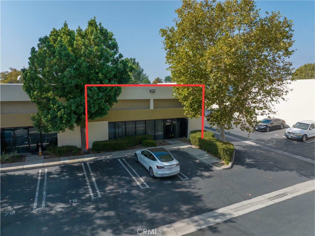 10722 Arrow 720 Property Photo 2