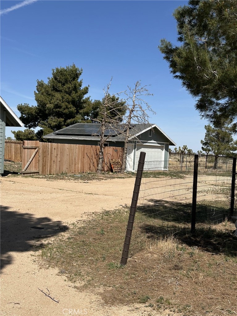 10775 Caughlin Road Property Photo 6