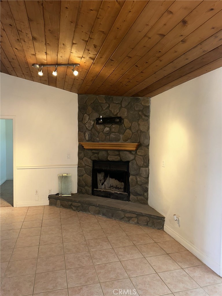 10775 Caughlin Road Property Photo 8