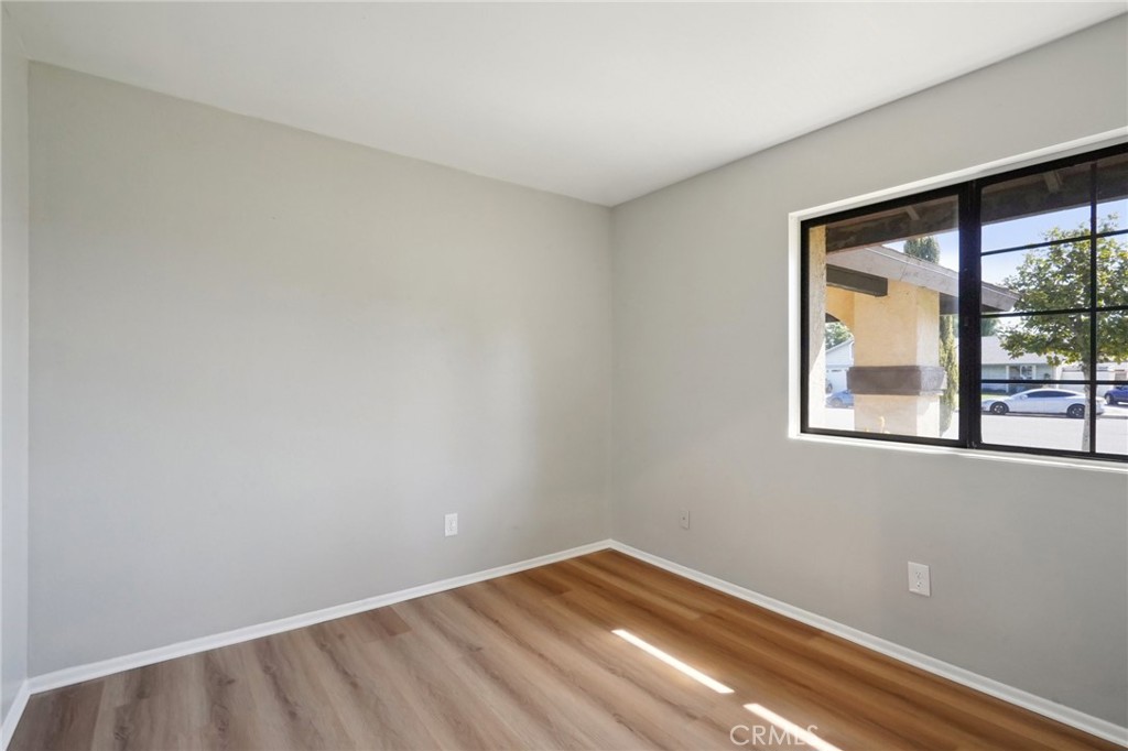 872 S Quince Avenue Property Photo 14