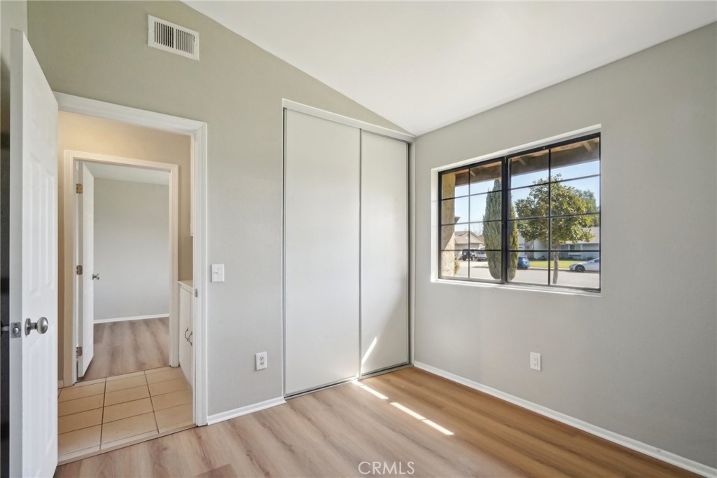 872 S Quince Avenue Property Photo 17