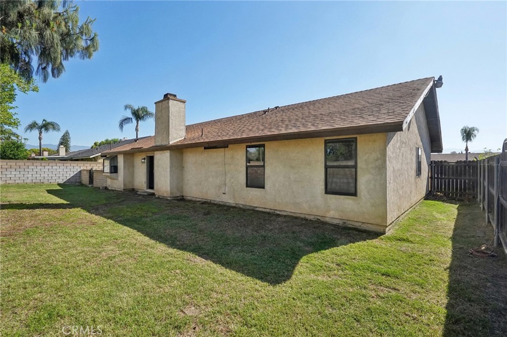 872 S Quince Avenue Property Photo 28