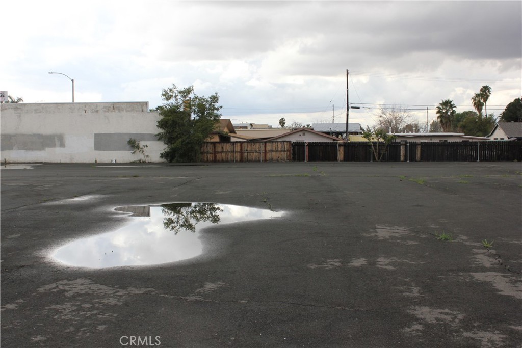 26654 Baseline Street Property Photo 4
