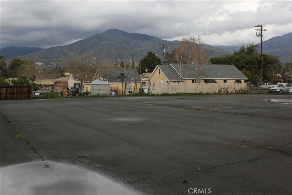 26654 Baseline Street Property Photo 11