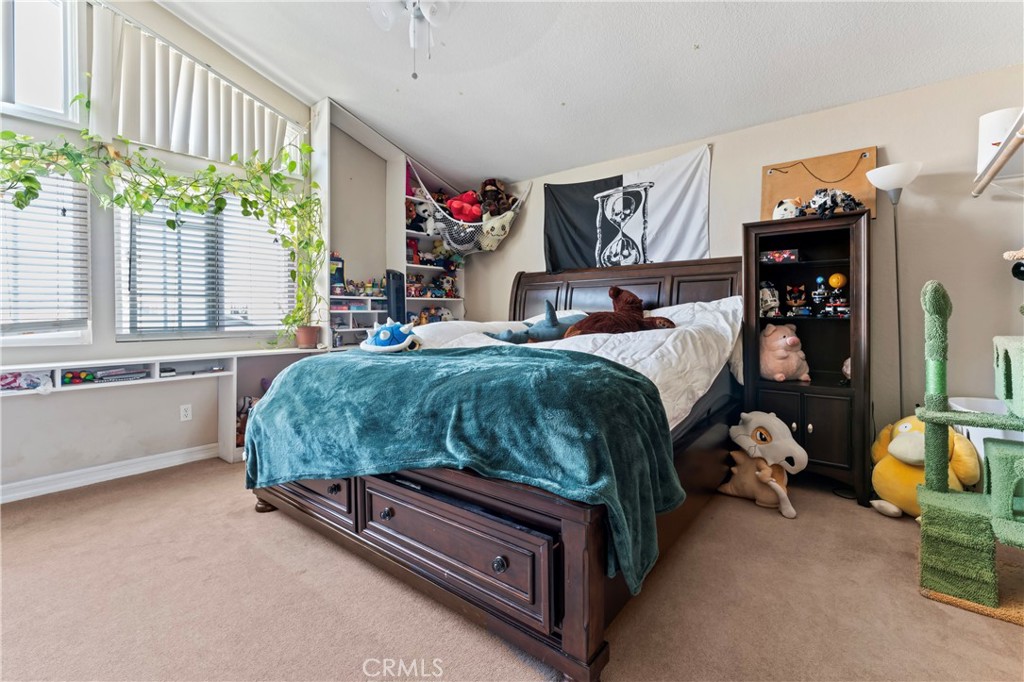 5234 Della Avenue Property Photo 8