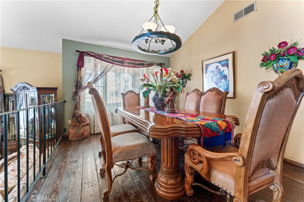 5234 Della Avenue Property Photo 11