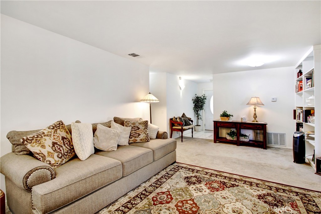 9605 Emerald Court Property Photo 28