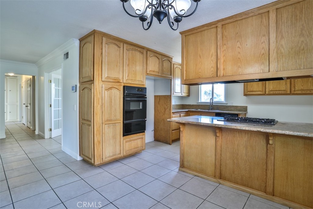 9401 Hemlock Street Property Photo 12