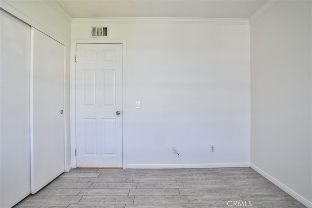 9401 Hemlock Street Property Photo 18