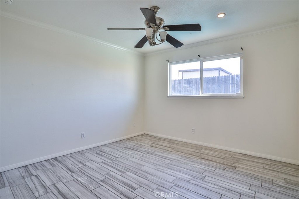 9401 Hemlock Street Property Photo 22