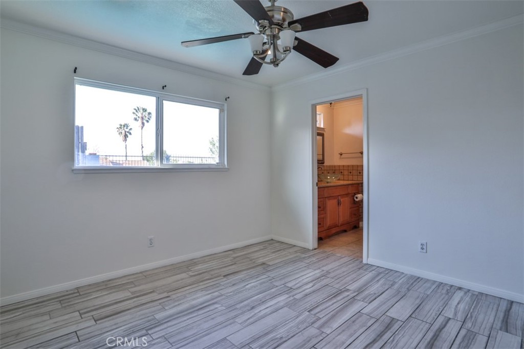 9401 Hemlock Street Property Photo 23