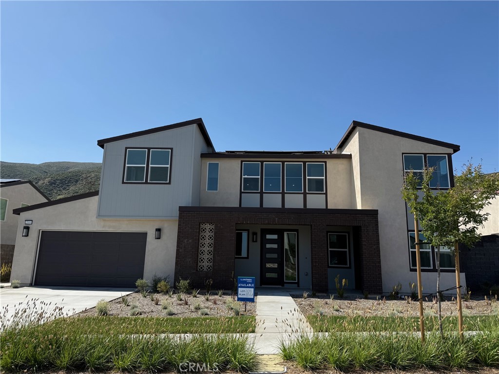 15994 Conservatory Drive Property Photo 1
