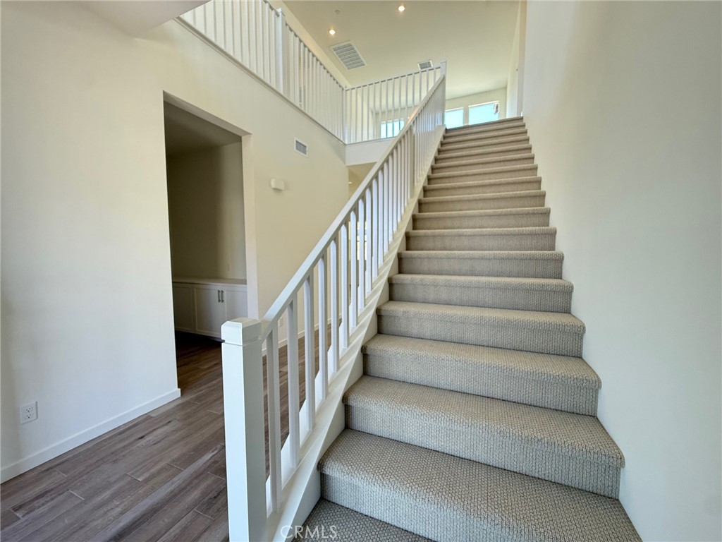 15994 Conservatory Drive Property Photo 6