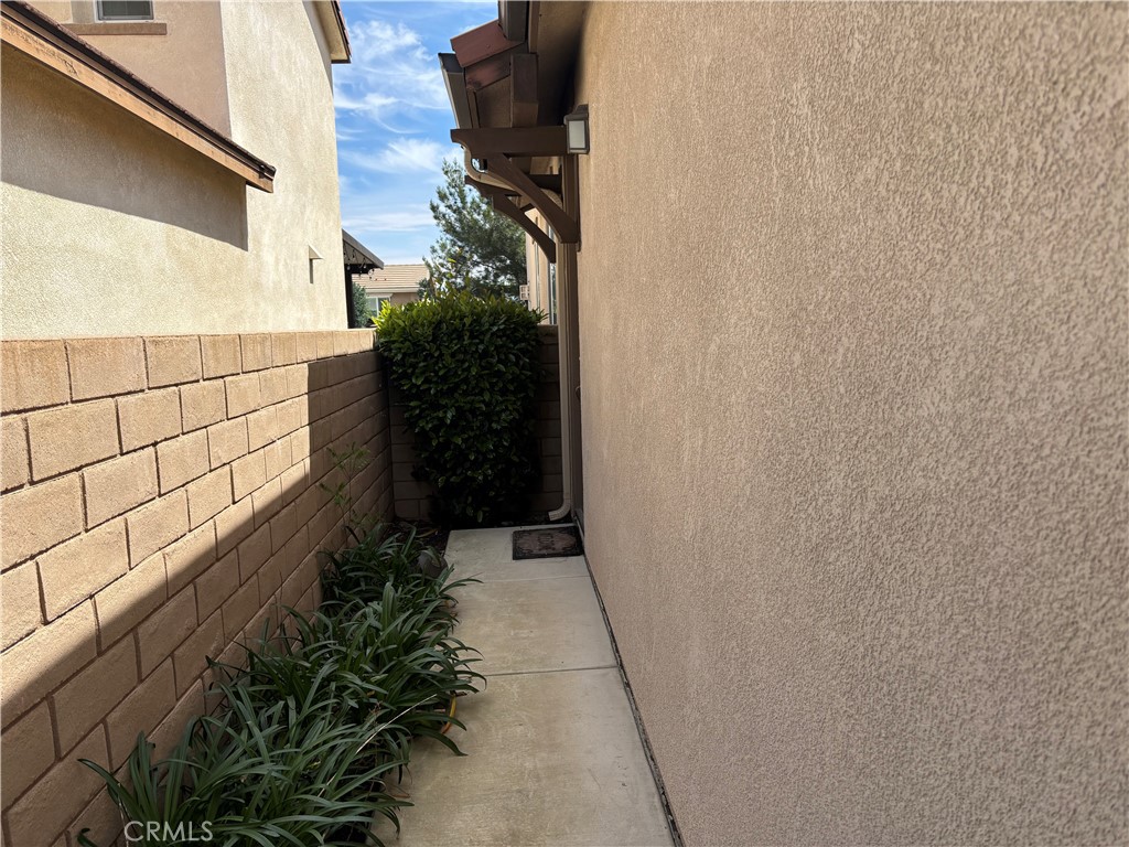 18227 Cayenne Drive Property Photo 2